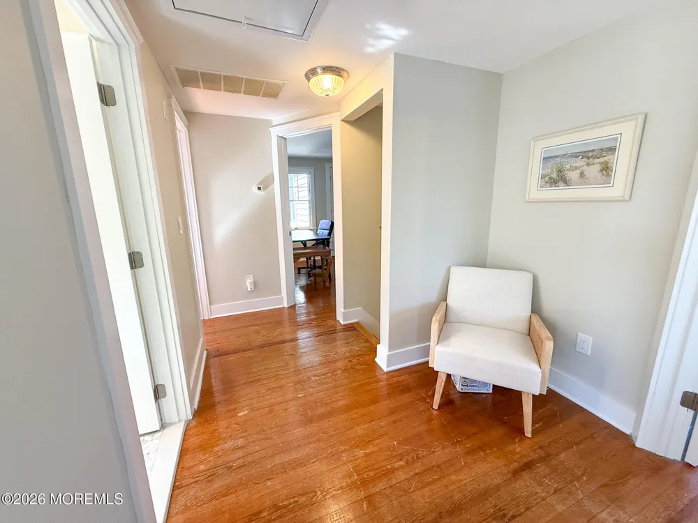 25 Ocean Avenue Manasquan, NJ 08736