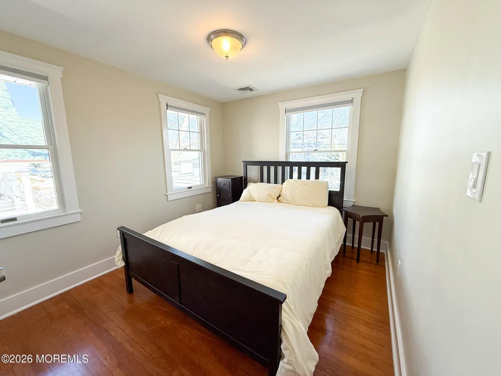 25 Ocean Avenue Manasquan, NJ 08736