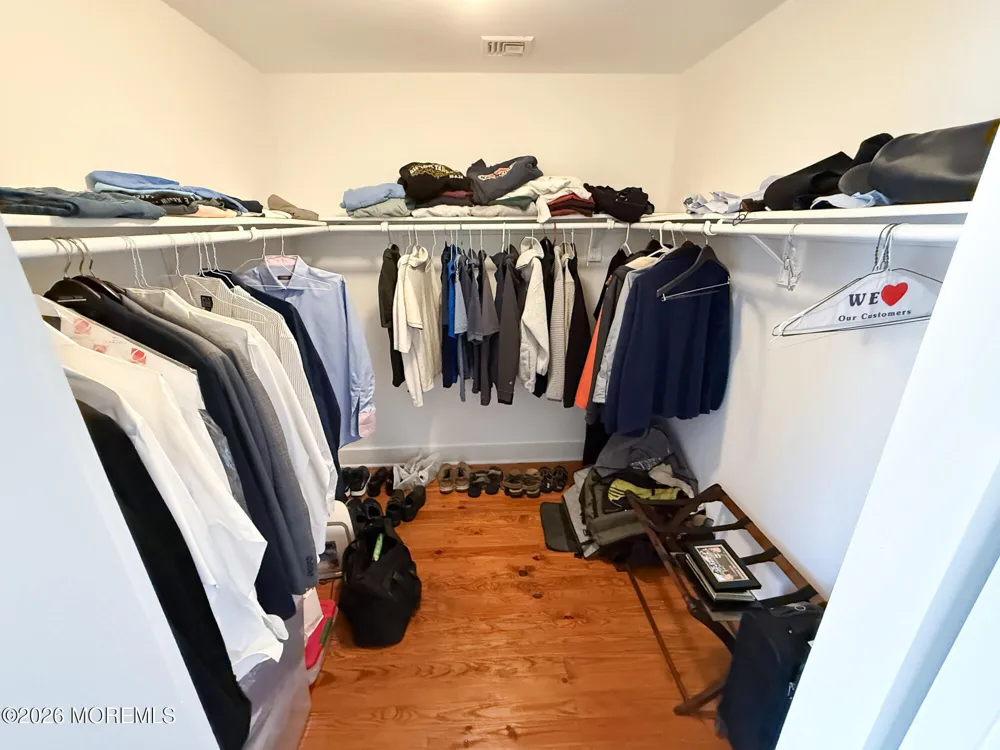 25 Ocean Avenue Manasquan, NJ 08736