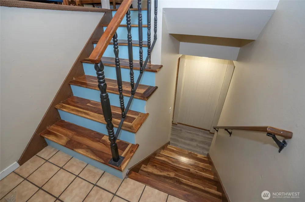 5501 NW Glenn Firs Lane Silverdale, WA 98383