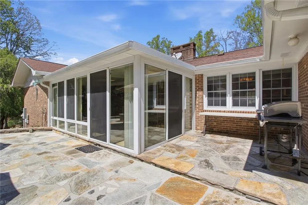 1515 Holly Circle Wilkesboro, NC 28697