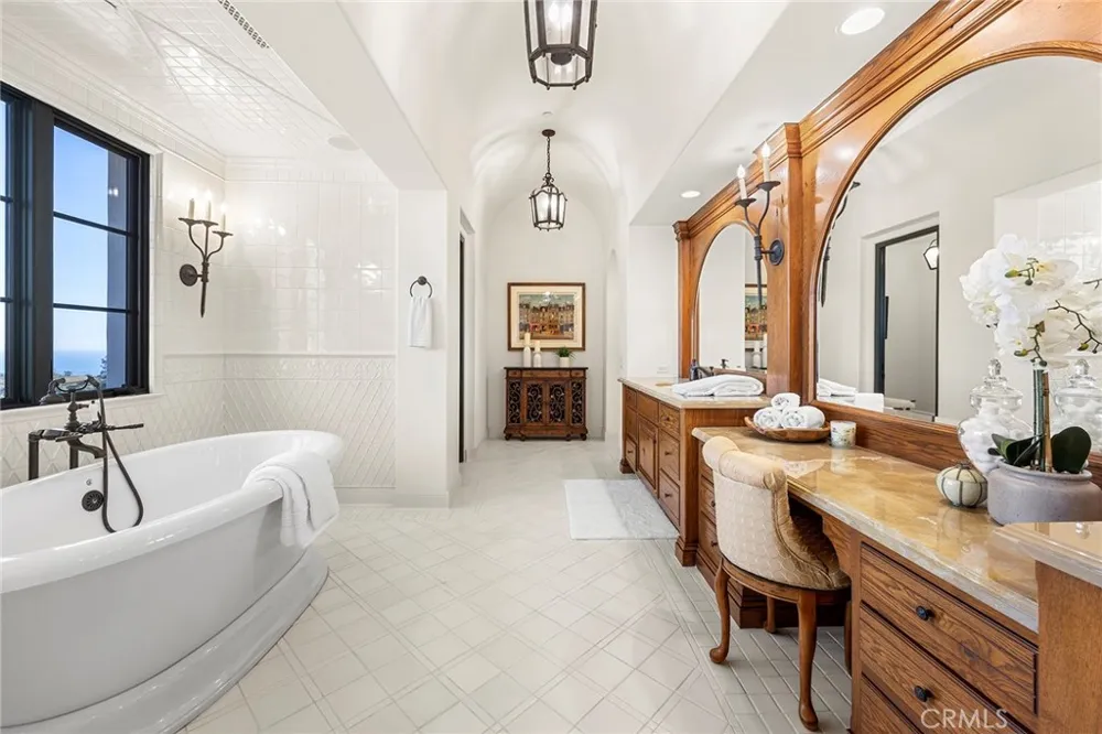 26 Fairway Newport Coast, CA 92657