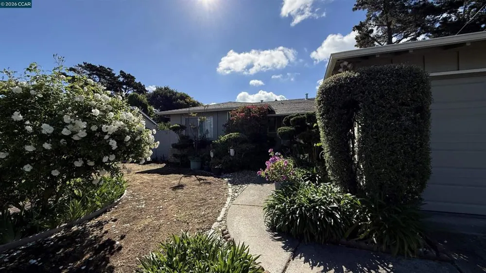 2860 Sargent Ave San Pablo, CA 94806