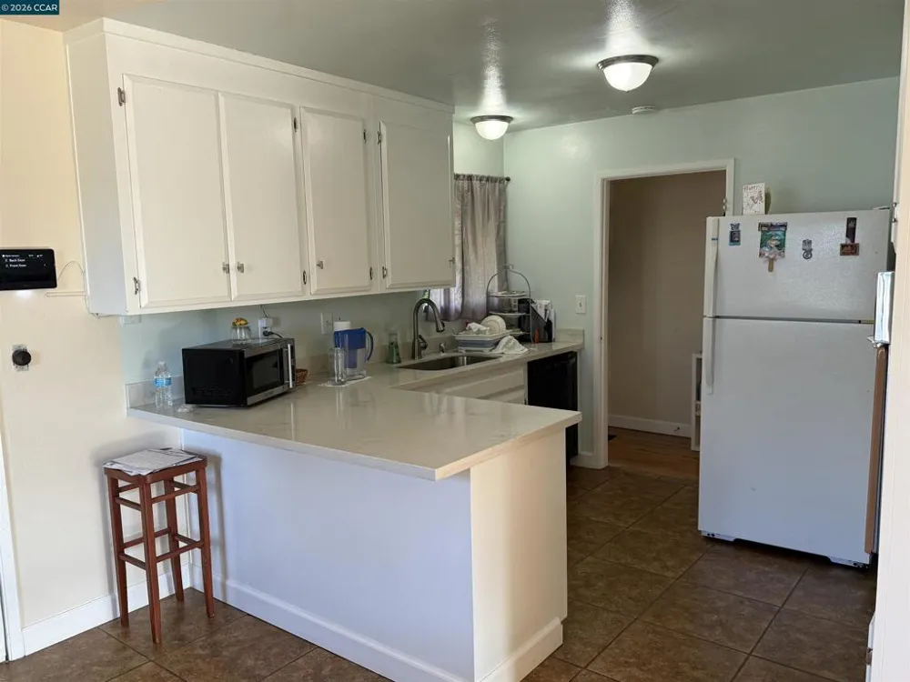 2860 Sargent Ave San Pablo, CA 94806