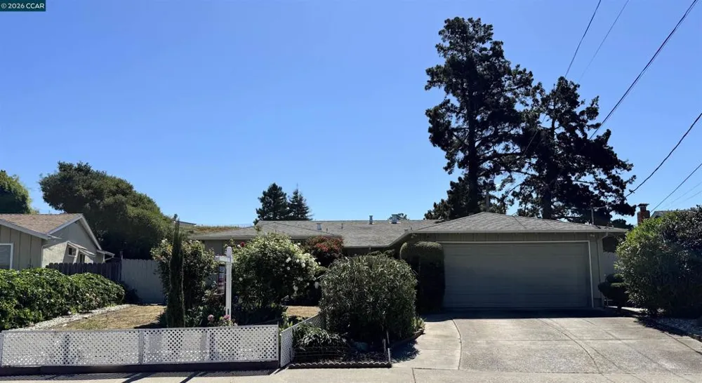 2860 Sargent Ave San Pablo, CA 94806