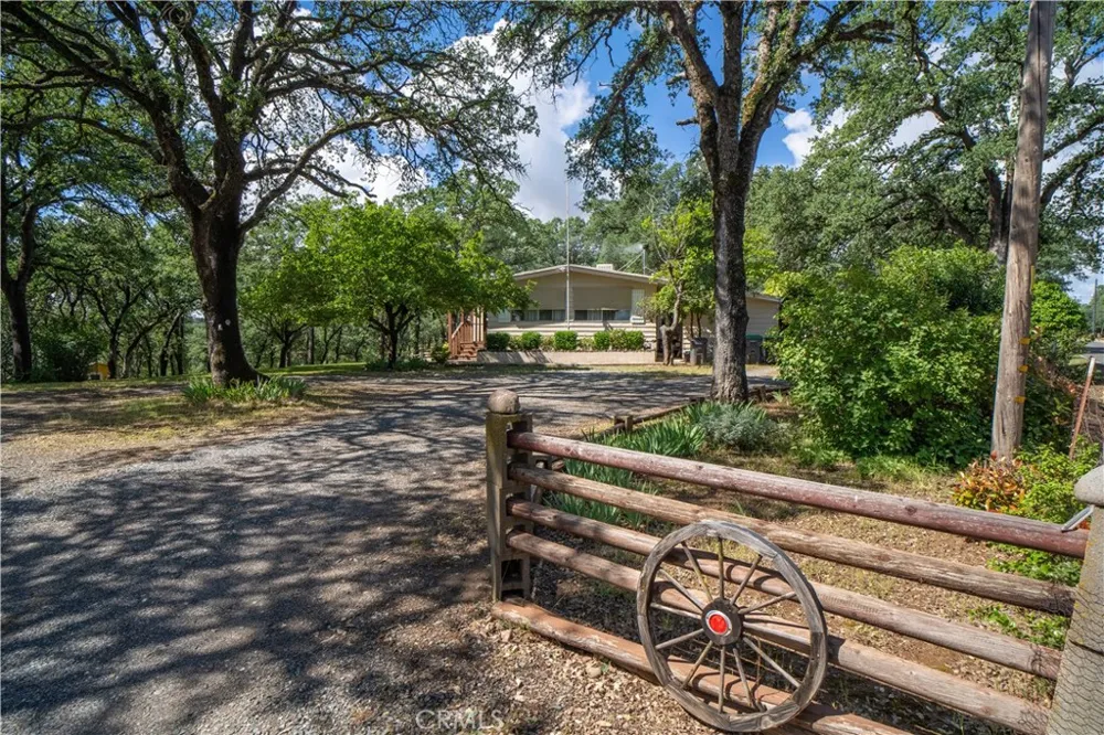 19611 Reeds Creek Red Bluff, CA 96080