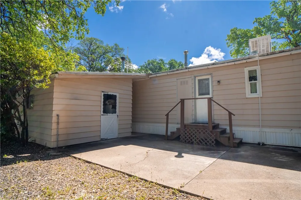19611 Reeds Creek Red Bluff, CA 96080