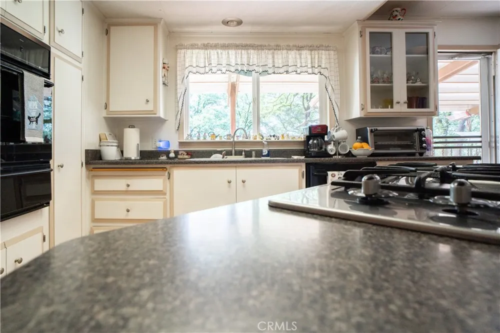 19611 Reeds Creek Red Bluff, CA 96080