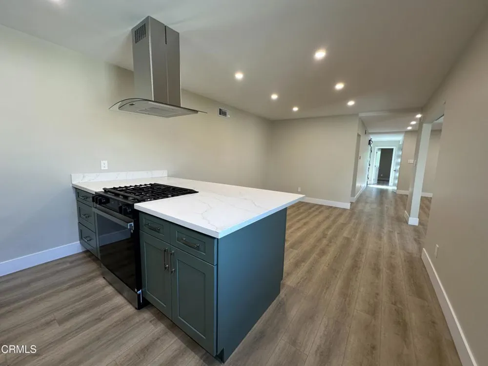 16744 Ludlow Street Granada Hills, CA 91344