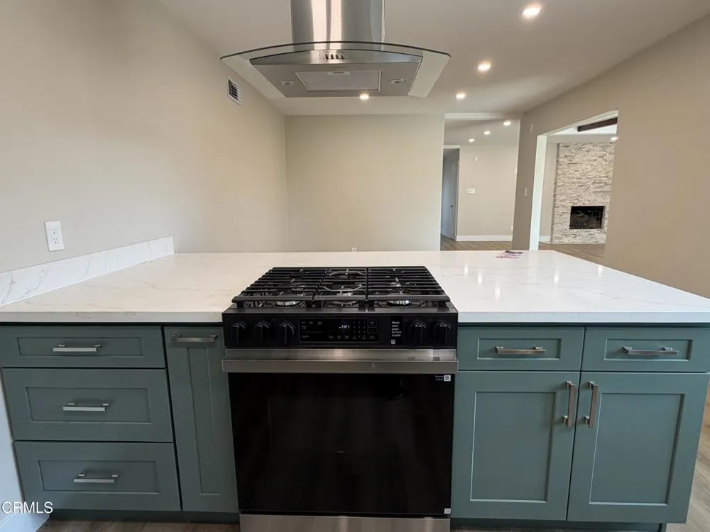 16744 Ludlow Street Granada Hills, CA 91344