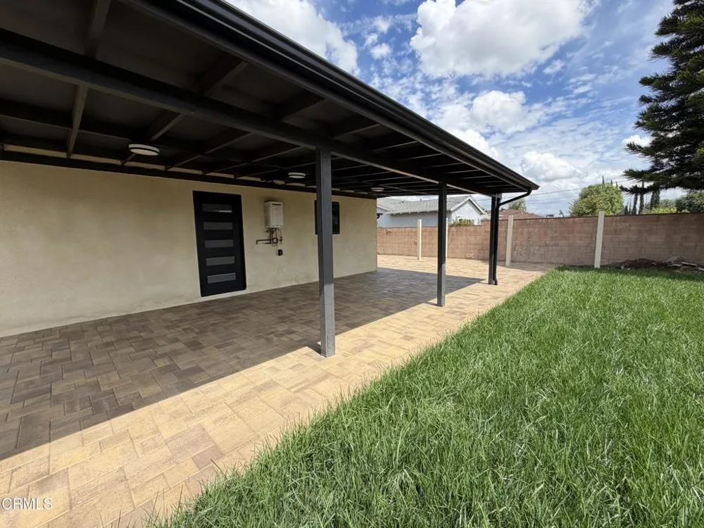 16744 Ludlow Street Granada Hills, CA 91344