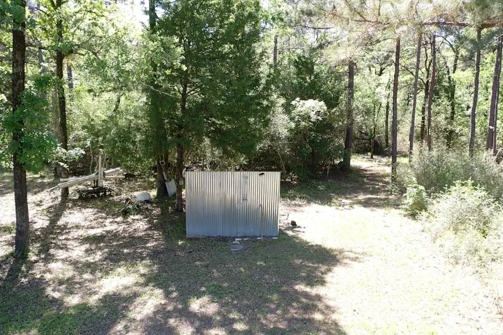 9884 Rocky Ridge Lane Madisonville, TX 77864