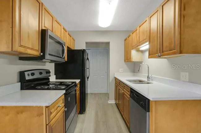 1695 LEE ROAD #D211 Winter Park, FL 32789