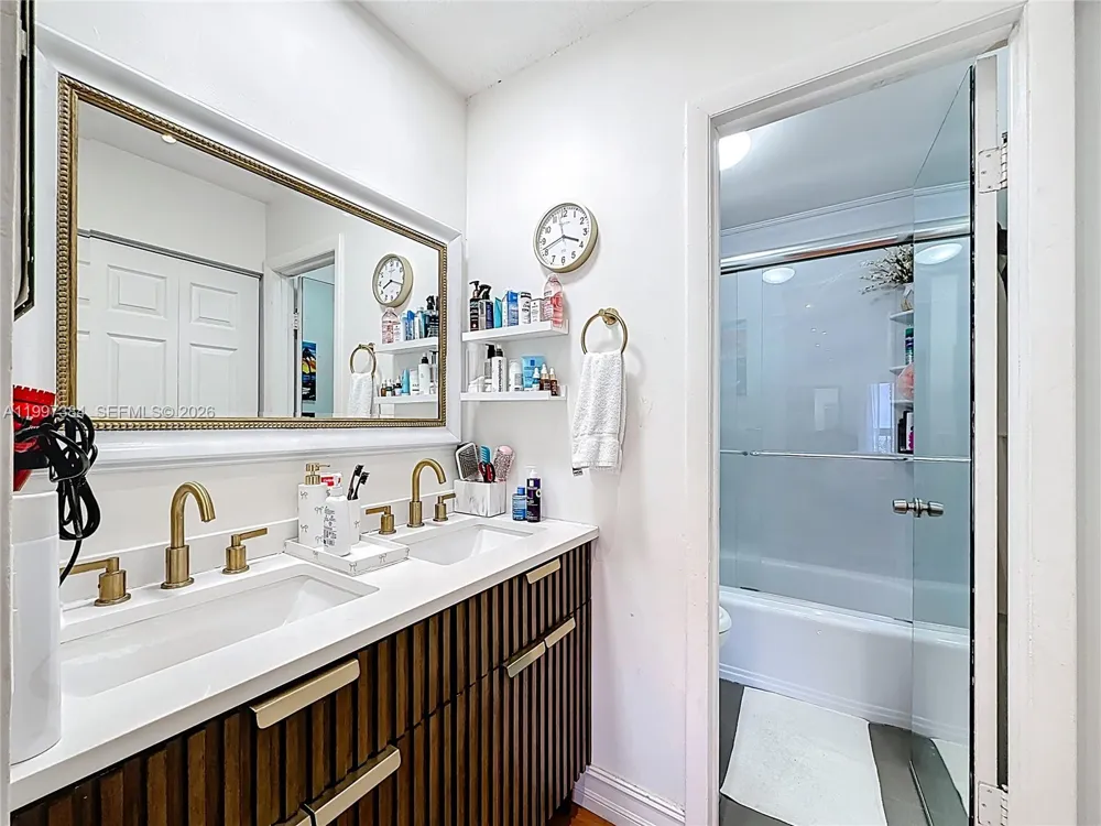 1291 SW 124th Ct #19-B Miami, FL 33184