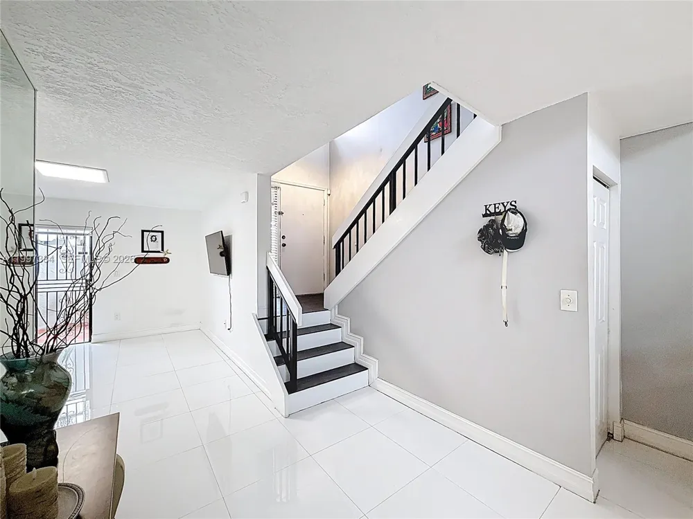 1291 SW 124th Ct #19-B Miami, FL 33184