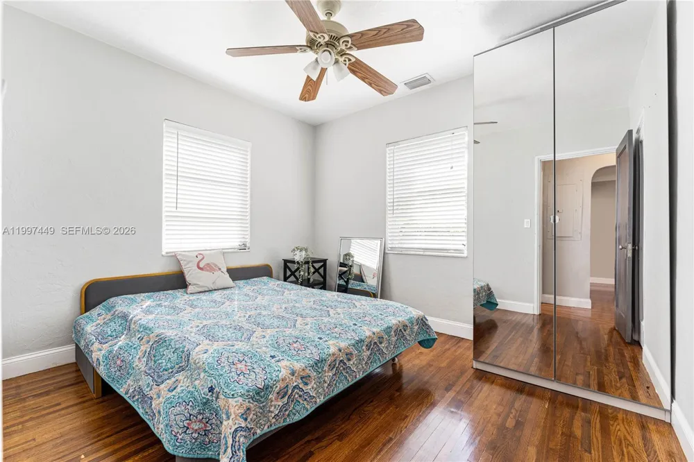 1601 16th Ct Hollywood, FL 33020