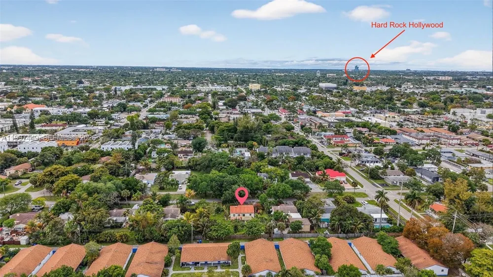 1601 16th Ct Hollywood, FL 33020