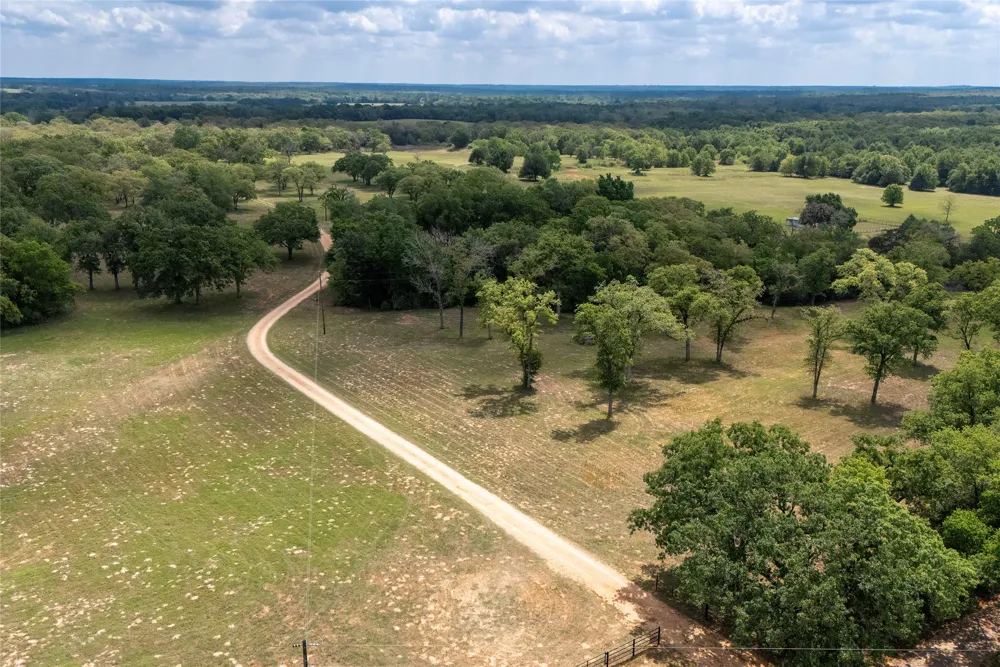 3011 County Road 314 Rockdale, TX 76567