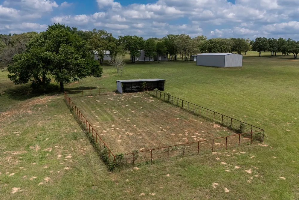 3011 County Road 314 Rockdale, TX 76567