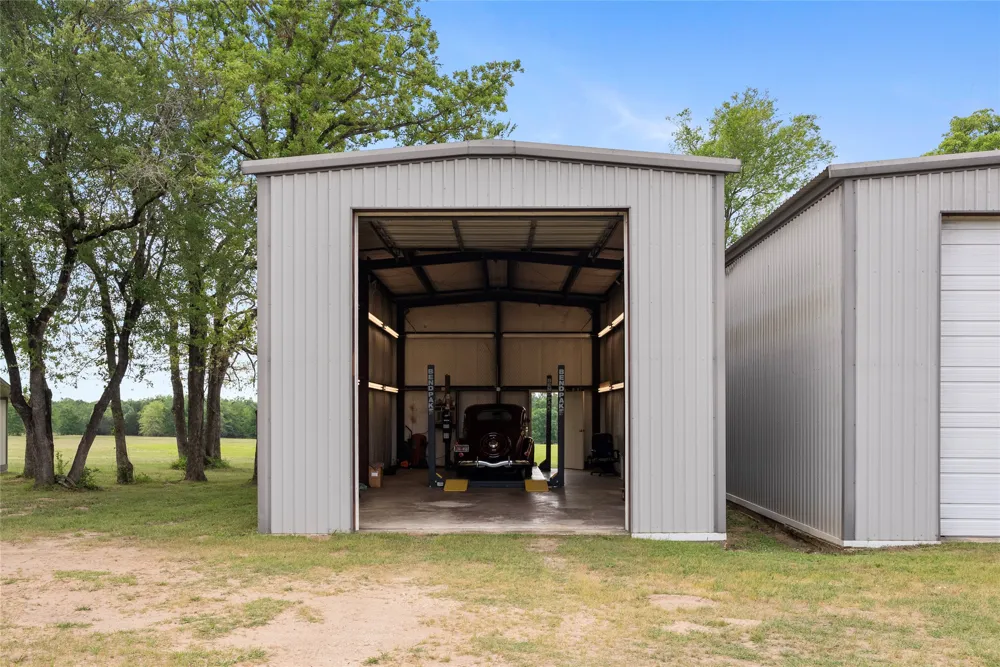3011 County Road 314 Rockdale, TX 76567