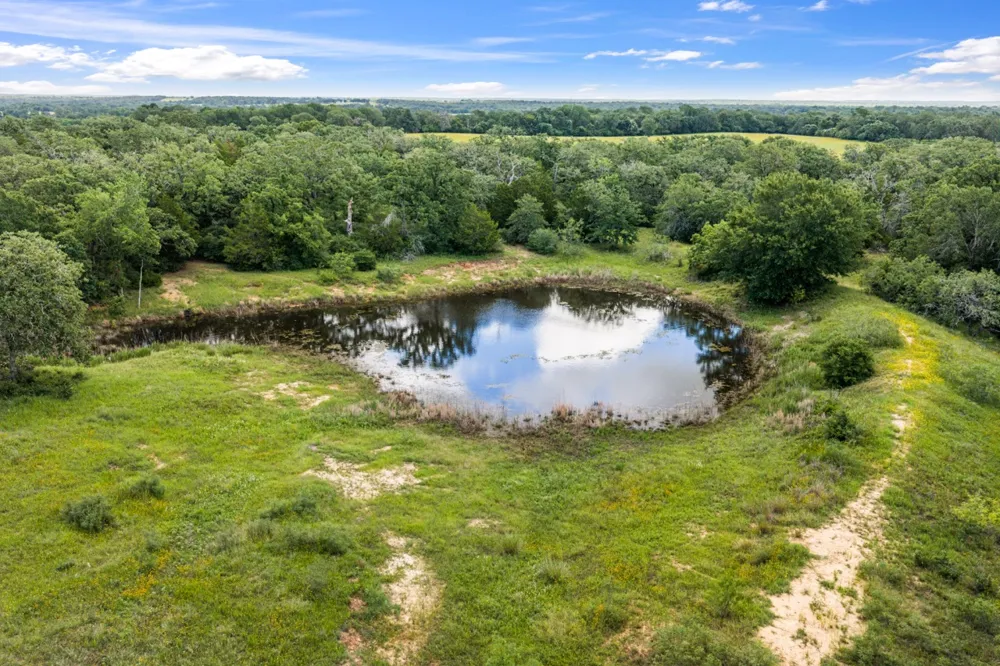 3011 County Road 314 Rockdale, TX 76567