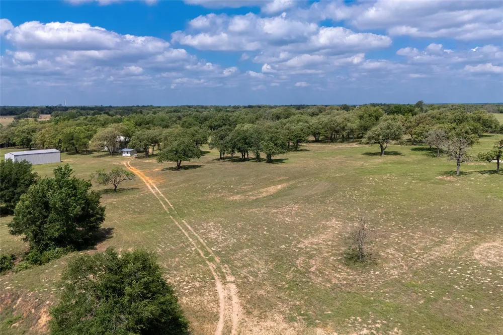3011 County Road  314 Rockdale, TX 76567