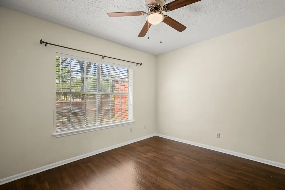 712 W 21st Street #101 Austin, TX 78705