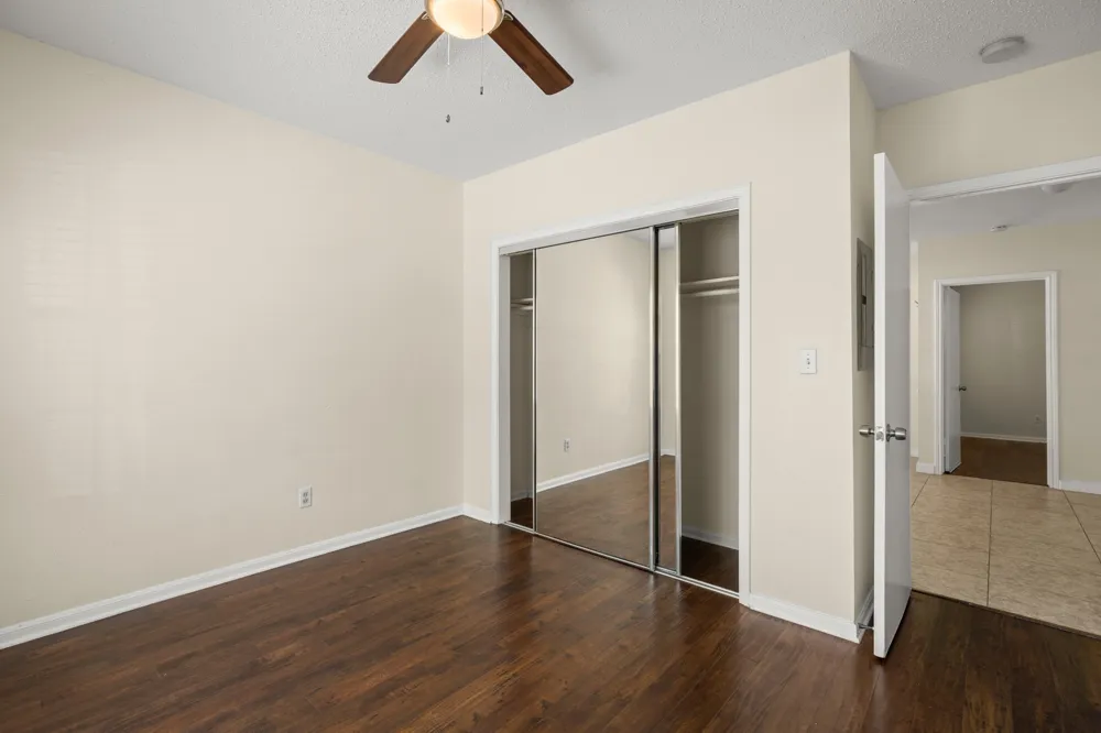 712 W 21st Street #101 Austin, TX 78705