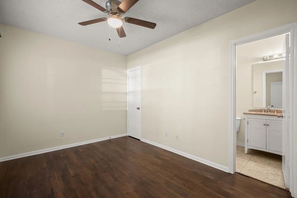 712 W 21st Street #101 Austin, TX 78705