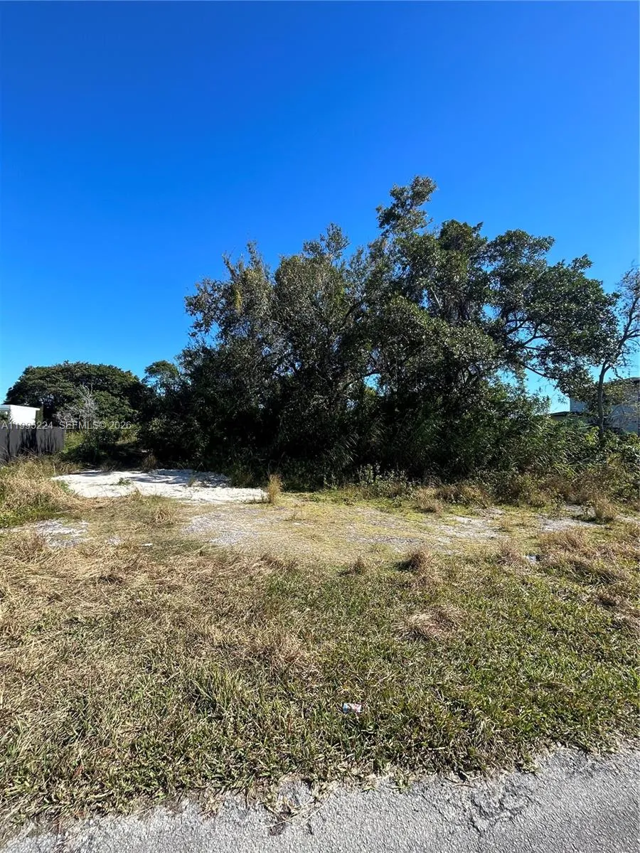 21840 112th Ct Unincorporated Dade County, FL 33170