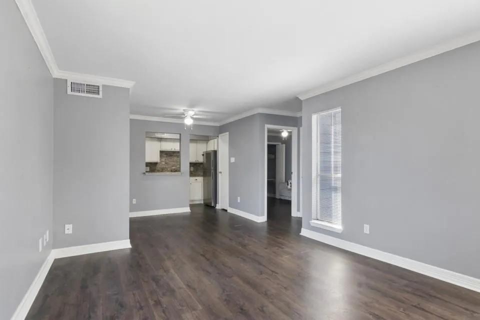 18515 Egret Bay Boulevard #906 Webster, TX 77058