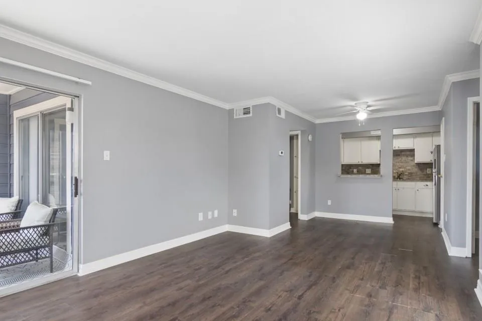 18515 Egret Bay Boulevard #906 Webster, TX 77058