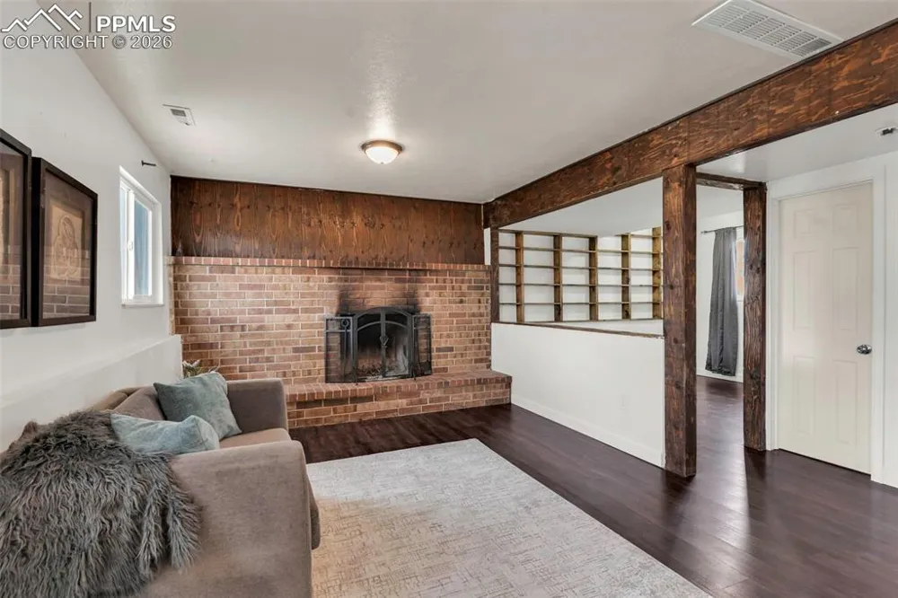 58 Briarwood Circle Pueblo, CO 81005