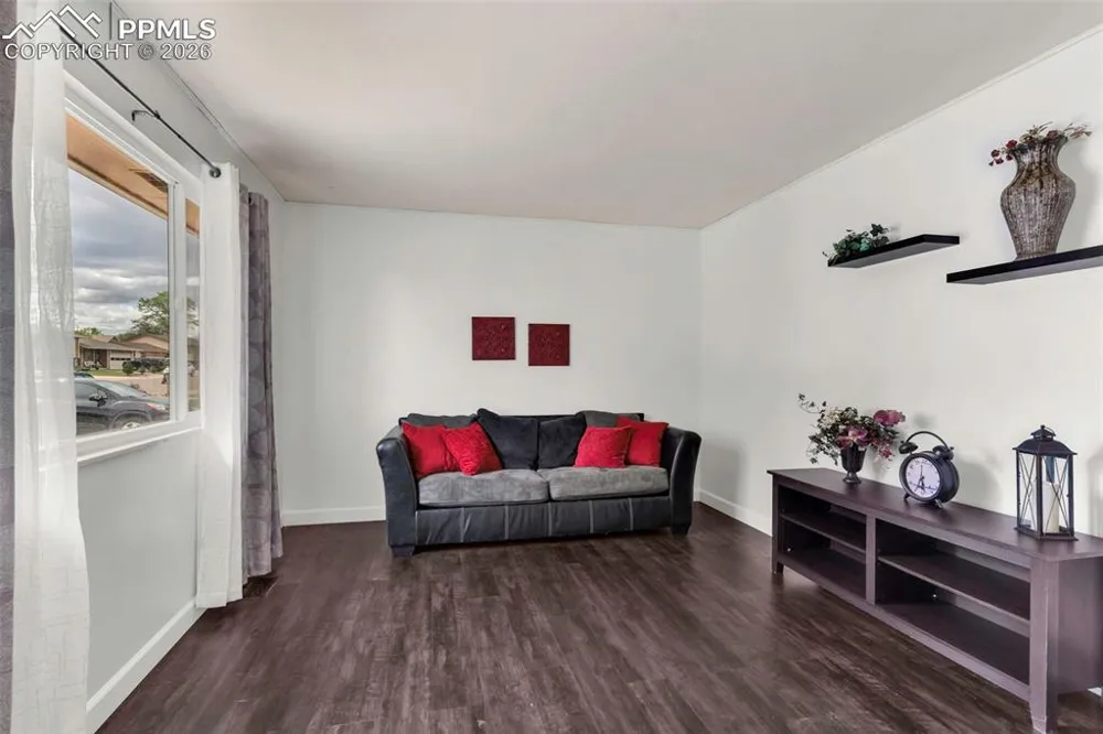 58 Briarwood Circle Pueblo, CO 81005