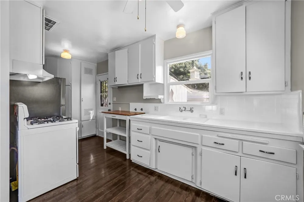 320 S Cordova Alhambra, CA 91801