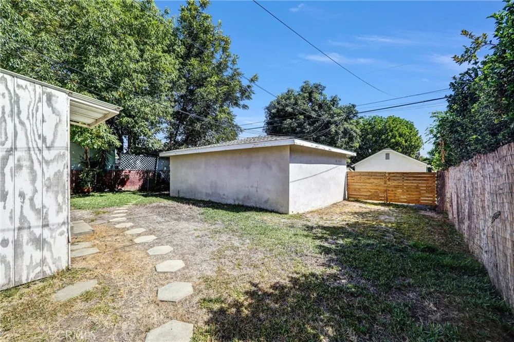 320 S Cordova Alhambra, CA 91801
