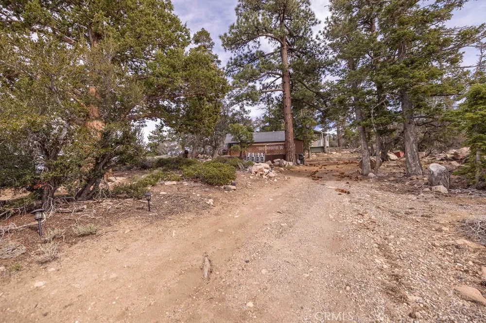 4535 Ironwood Angelus Oaks, CA 92305