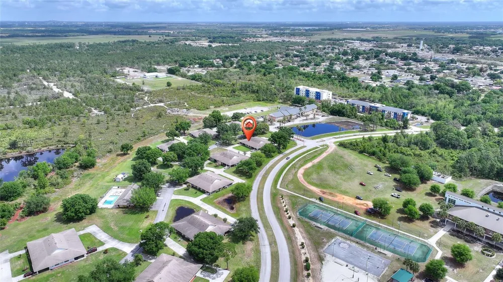 302 GENESIS POINTE DRIVE Lake Wales, FL 33859