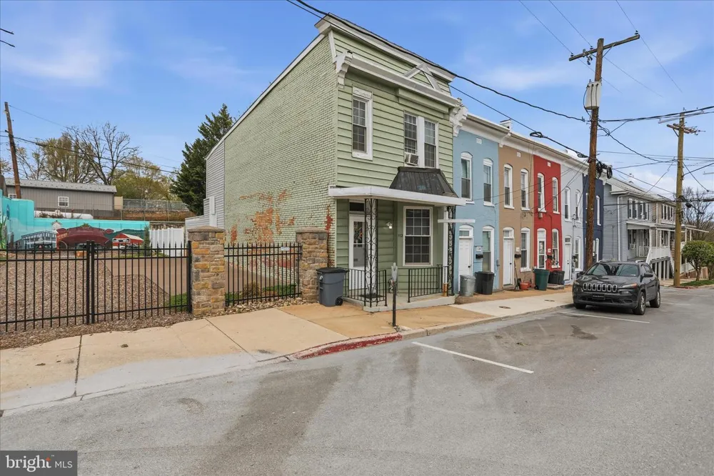 112 CONOCOCHEAGUE STREET Williamsport, MD 21795
