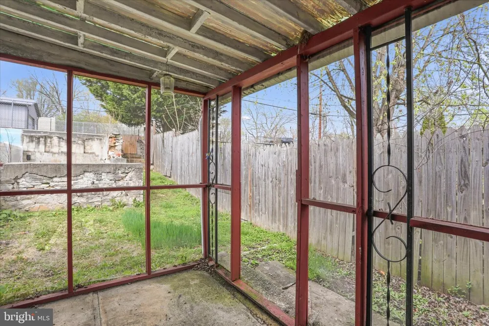 112 CONOCOCHEAGUE STREET Williamsport, MD 21795