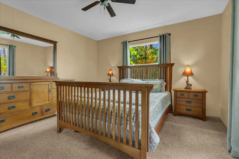45417 15th Avenue Bloomingdale, MI 49026