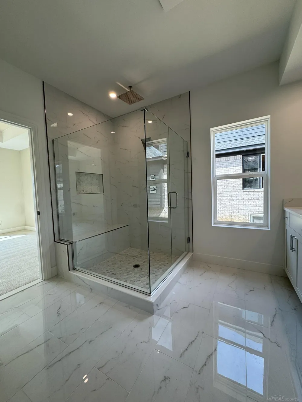14004 Quail View Drive Washington Township, MI 48094