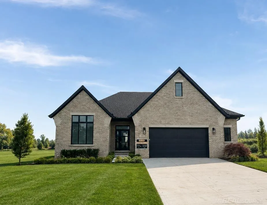 14004 Quail View Drive Washington Township, MI 48094