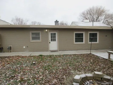 35600 UNION LAKE ROAD #A