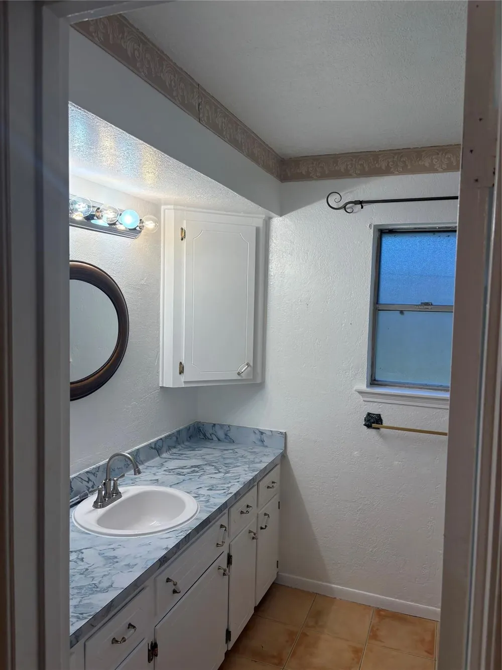 8450 Bigwood Street Houston, TX 77078