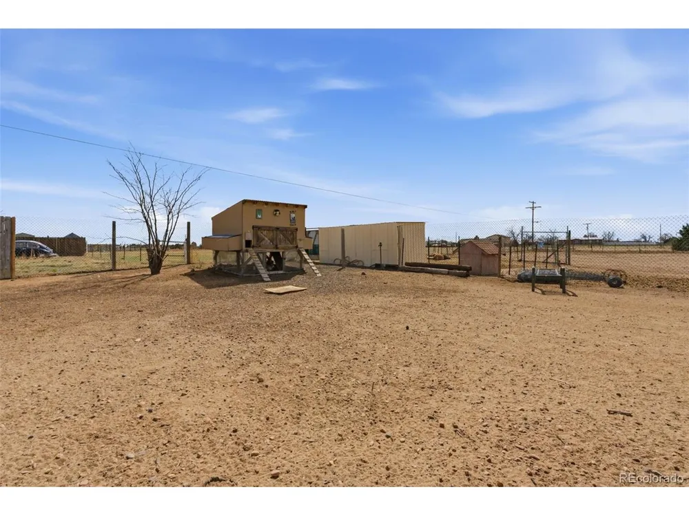 468 E Keen Avenue Byers, CO 80103