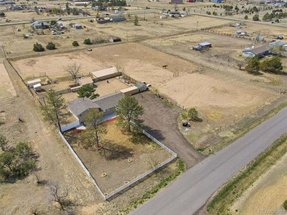 468 E Keen Avenue Byers, CO 80103