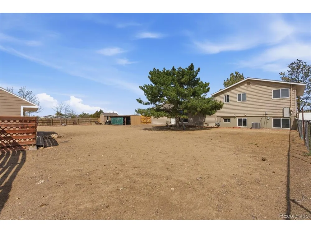 468 E Keen Avenue Byers, CO 80103