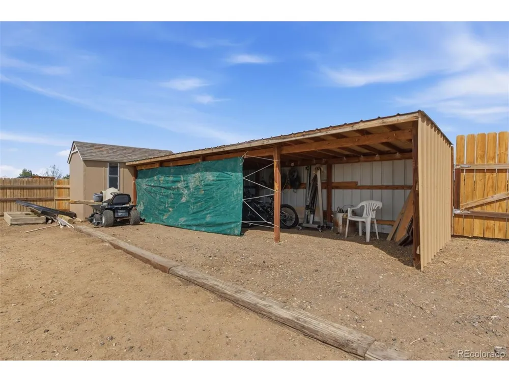 468 E Keen Avenue Byers, CO 80103