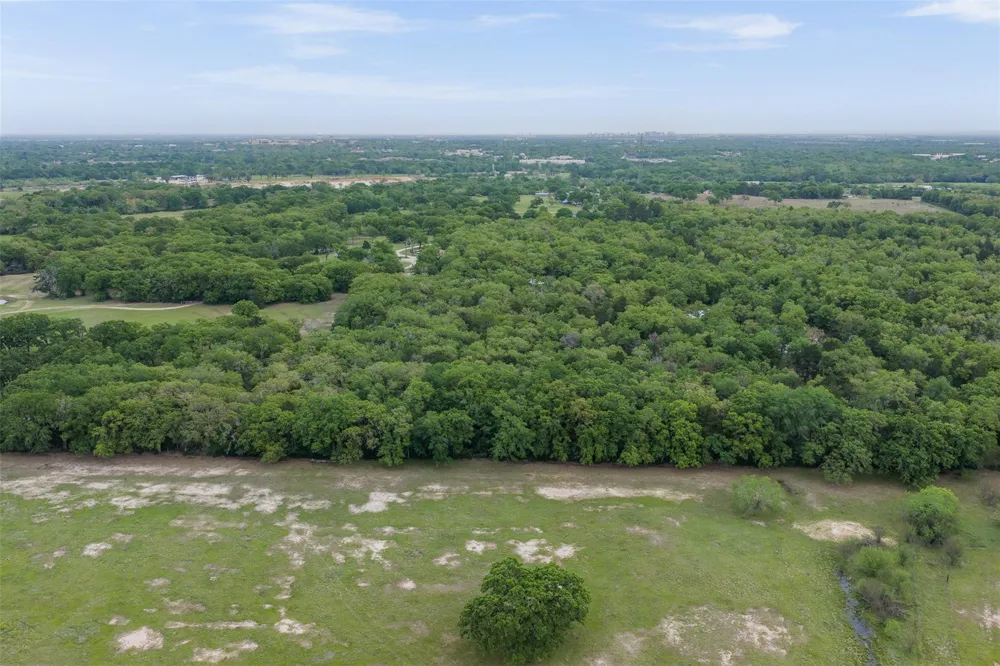 604 Hilton Road Bryan, TX 77807